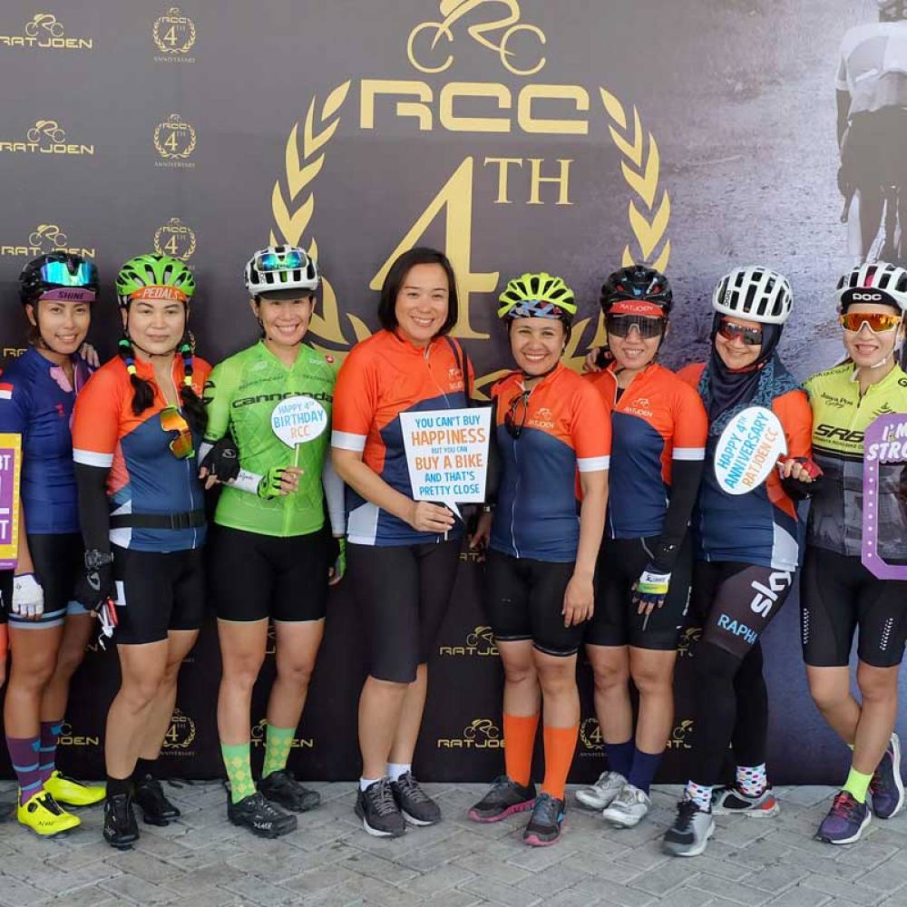 Shake Club House Rayakan 4th Anniversary Ratjoen Cycling Club di Malang Inter Buana Mandiri